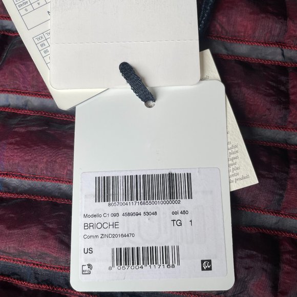 Moncler Women's Red Brioche Down Jacket - Picture 13 of 16